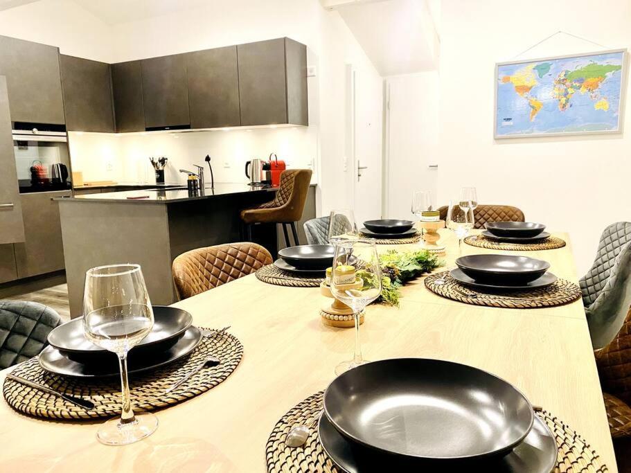 Unique Penthouse With Gallery And Mountain View Кандерстег Екстериор снимка