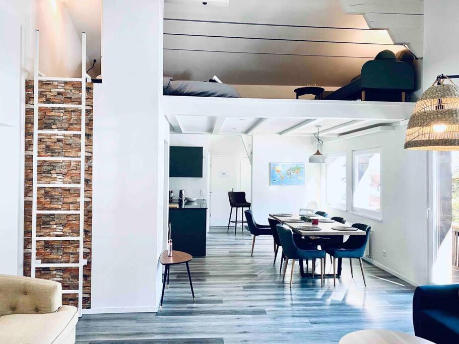 Unique Penthouse With Gallery And Mountain View Кандерстег Екстериор снимка