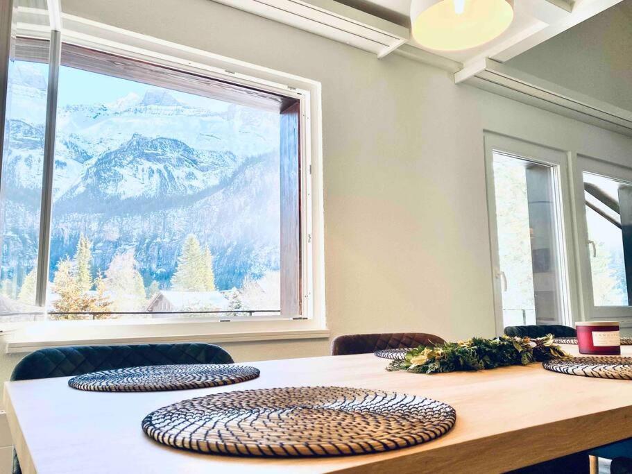 Unique Penthouse With Gallery And Mountain View Кандерстег Екстериор снимка